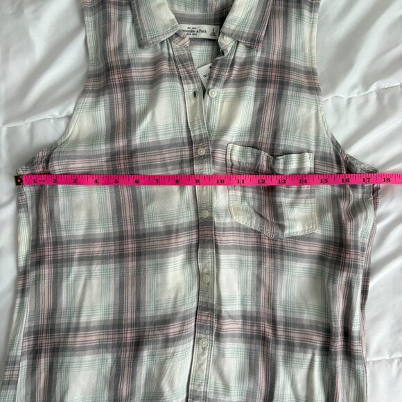 Abercrombie & Fitch Women's Button Up Shirt Dress Gray Pink Plaid Size Small NWT - Picture 5 of 7